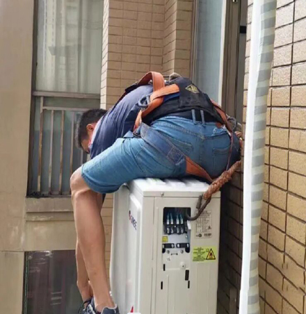 修武空调移机